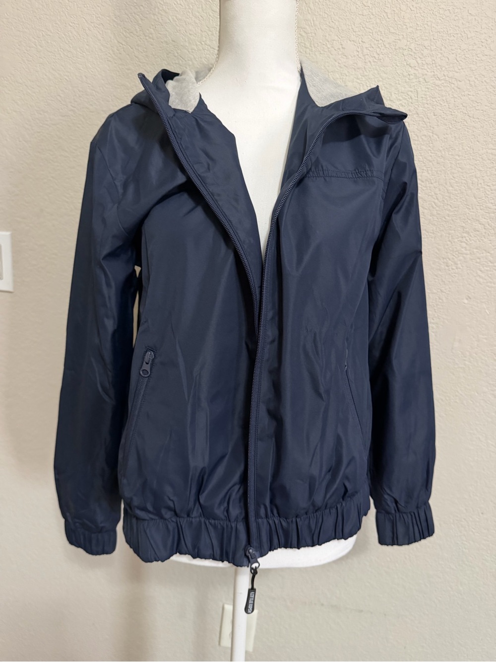 **Like New** Little Bipsy- Adult Navy Lightweight Hooded Jacket